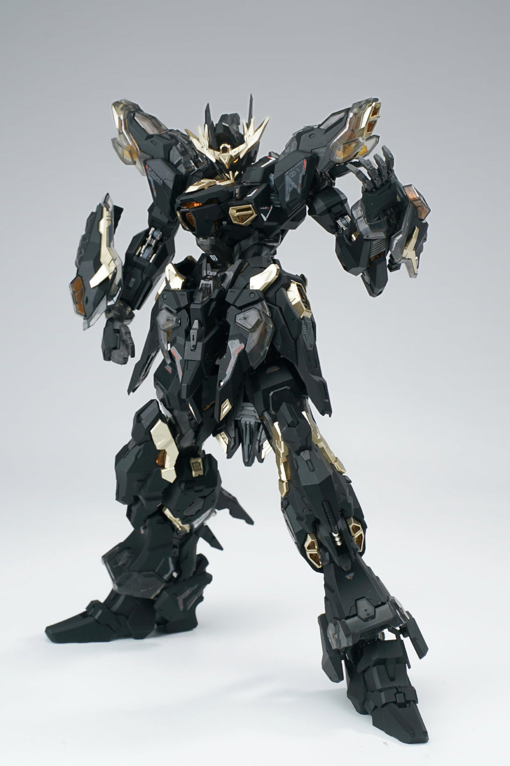 VIENTIANE FUSION 1/100 scale black Apocalypse Alloy Frame model kits