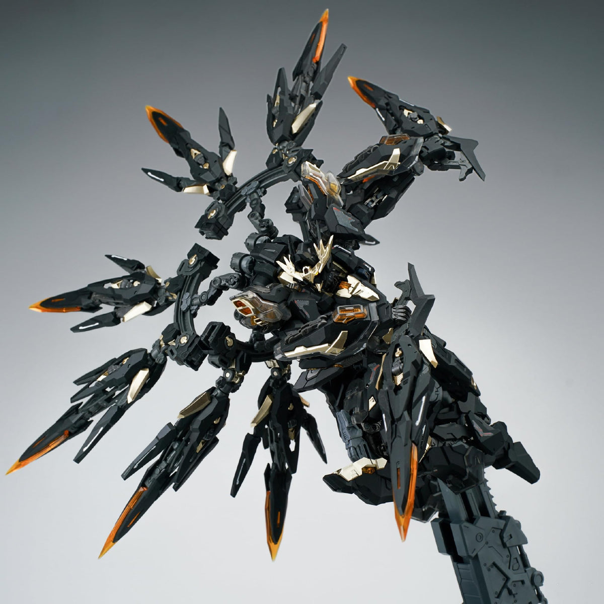 VIENTIANE FUSION 1/100 scale black Apocalypse Alloy Frame model kits