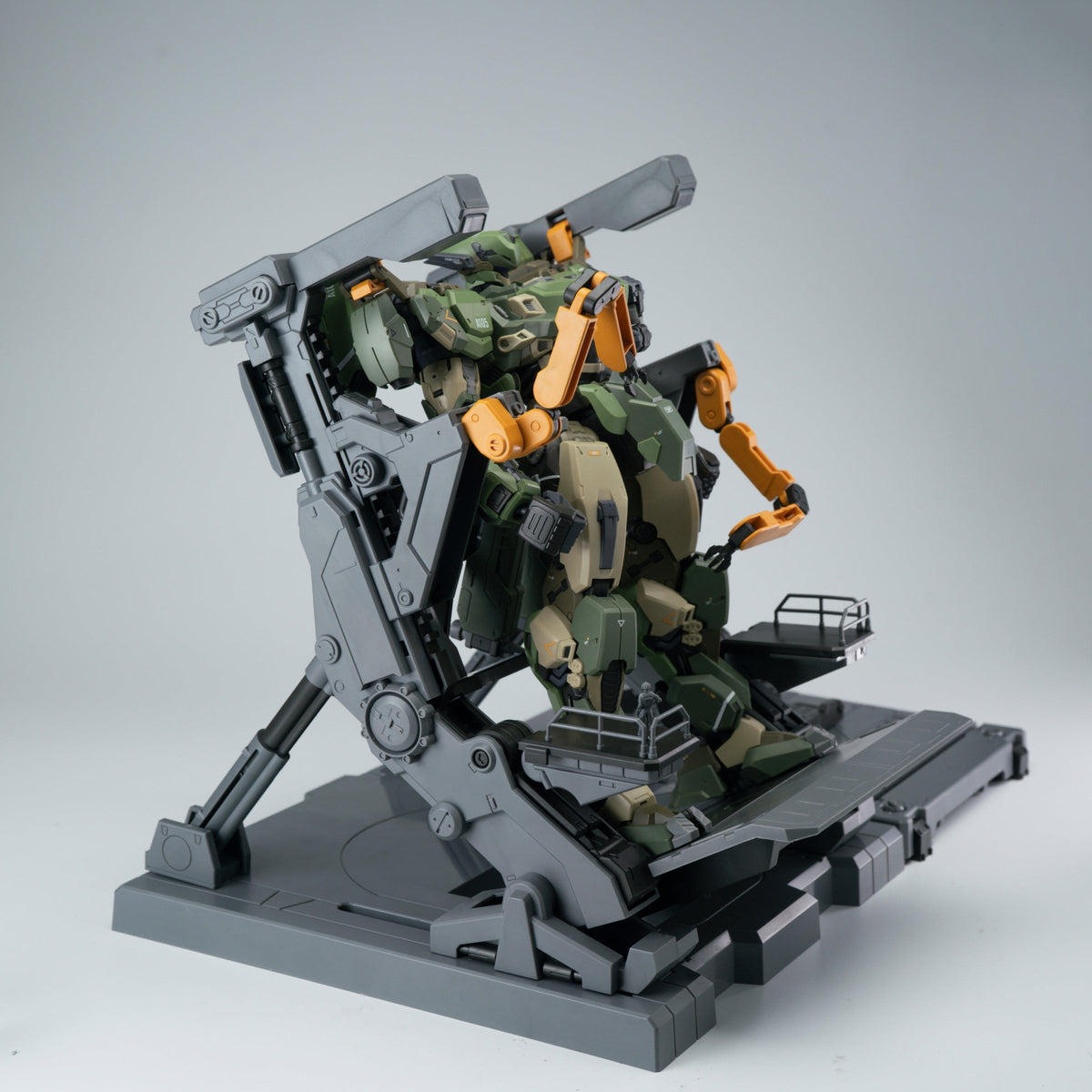SUNDAY HOBBY 1/100 scale Blue Whale Lynx mecha model kits,15+ & Adults
